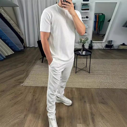 Conjunto Dos Piezas Slim Fit Cuello Redondo Manga Corta