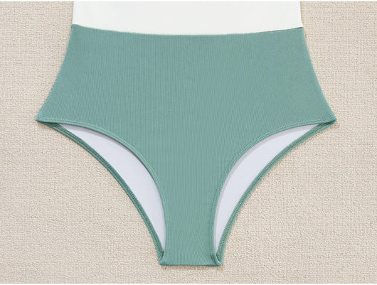 Traje de Baño Triangular con Tirantes Ajustables y Costuras Decorativas - Image 21