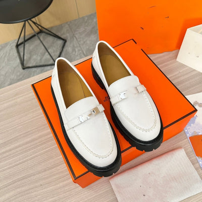 Mocasines con Plataforma y Cierre de Metal para Mujer - Image 2