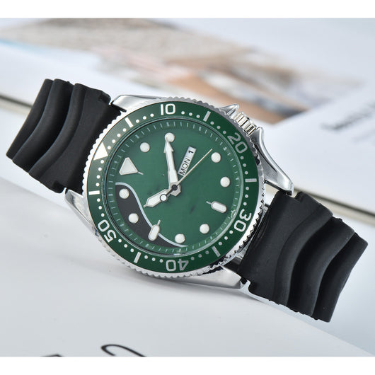 Reloj de Cuarzo para Hombre con Correa de Silicona y Calendario Doble - Image 18
