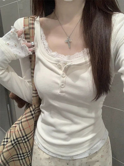 Blusa Manga Larga Efecto Dos Piezas con Encaje Floral - Image 9