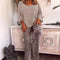 Conjunto Elegante: Blusa Básica + Pantalón Estampado