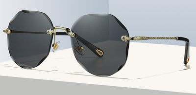 Gafas de Sol Poligonales para Mujer sin Montura con Detalles Metálicos - Image 17