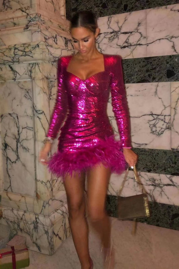 Vestido Largo de Manga Larga con Plumas de Avestruz y Lentejuelas