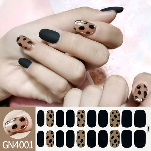 Pegatinas de Uñas Gel sin Horno con Diseño de Líneas Geométricas - Image 15