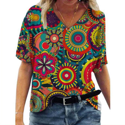 Playera Oversized Cuello V Estampada Manga Corta