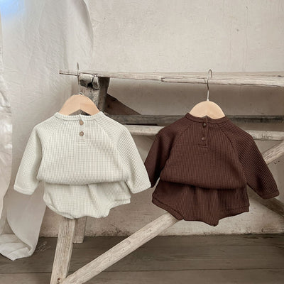 Conjunto de Dos Piezas para Bebé Estilo Moderno