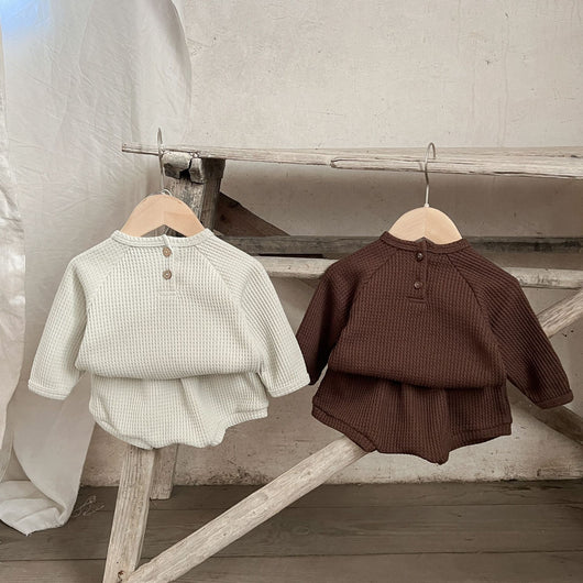 Conjunto de Dos Piezas para Bebé Estilo Moderno