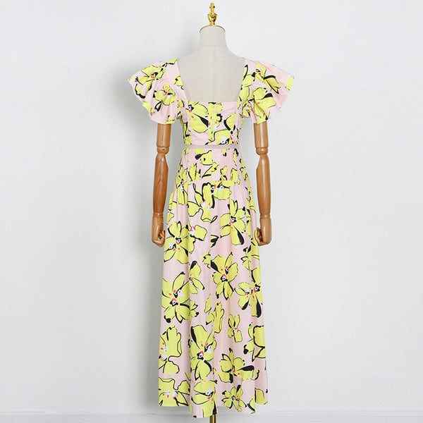 Conjunto Estampado: Blusa Corta Cuello Cuadrado con Volantes y Falda Larga Drapeada