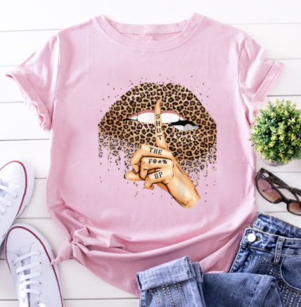Blusa Estampada con Leopardo y Labios - Estilo Western Casual para Mujer - Image 39
