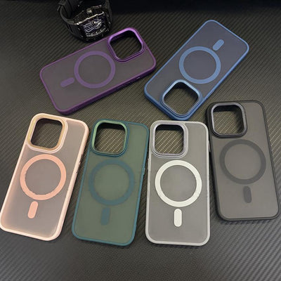Funda Magnética Transparente Antigolpes con Efecto Esmerilado - Image 21