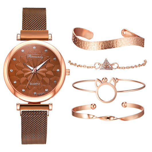 Pulsera Reloj con Cierre Magnético Floral y Malla Milanesa - Image 6
