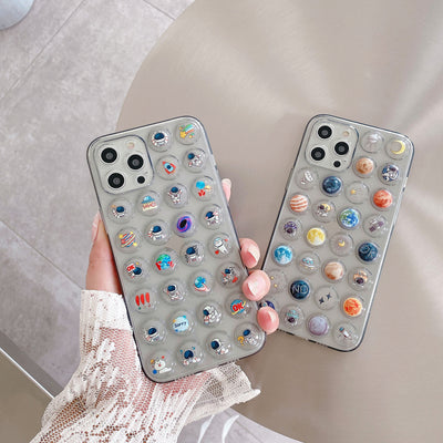 Funda Protectora Astronauta Planeta Espacial con Burbujas Descompresivas - Image 5