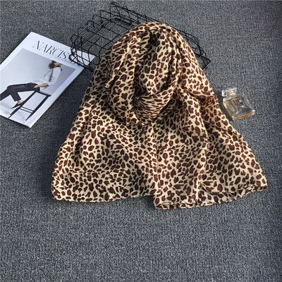 Pañuelo de Gasa Estampado Leopardo para Mujer - Image 6