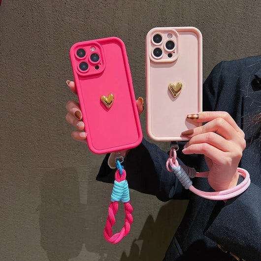 Funda de Silicona para Celular con Diseño de Corazón y Cordón Dorado - Image 16