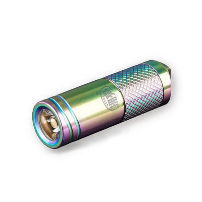 Linterna LED Recargable Ultracompacta en Titanio - Image 8