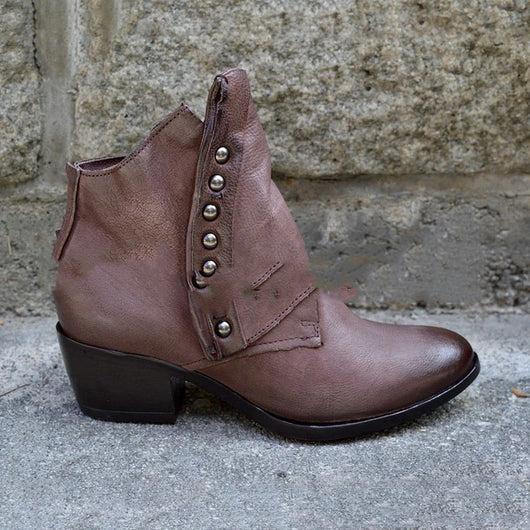 Botas Martin con Tacón Robusto y Tachuelas - Image 7