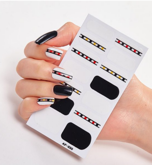 Adhesivos de Uñas Premium con Pegamento Especial - Image 30
