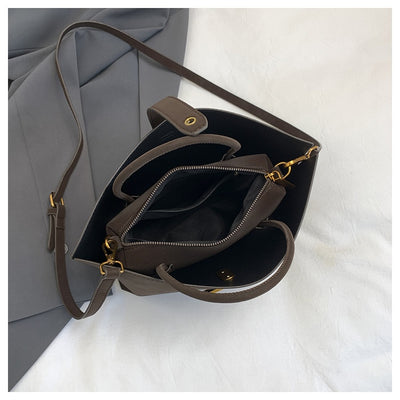 Bolsa Tote Minimalista de Alta Capacidad con Acabado Ante Retro - Image 19