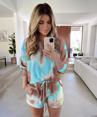 Conjunto Deportivo Casual con Shorts y Sudadera Tie-Dye - Image 6