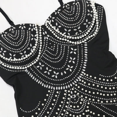 Vestido de Noche con Cuentas de Espuma y Tirantes Brillantes - Image 16