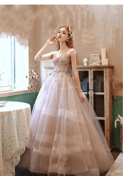 Falda de Noche Elegante con Escote - Diseño Nupcial y Eventos Especiales - Image 8