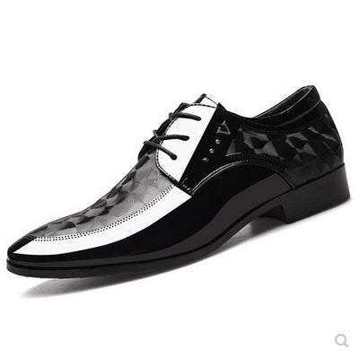Zapatos de Cuero Brillante con Punta Afilada - Image 11