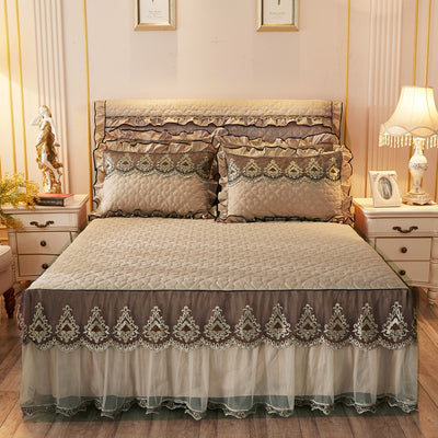Falda de Cama Acolchada con Encaje Elegante - Image 5