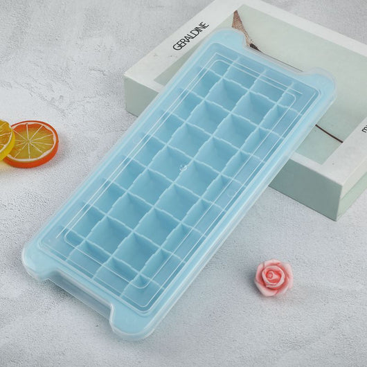 Molde para cubitos de hielo de silicona con tapa - 36 cavidades - Image 2