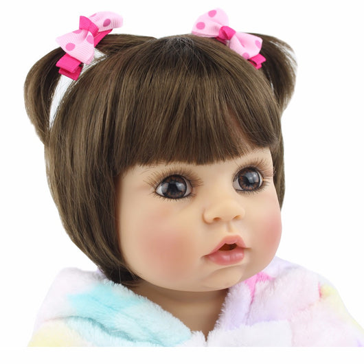 Muñeca Bebé Reborn de 55 cm Impermeable para Baño - Image 9