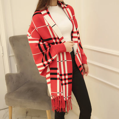 Capa Poncho Escocés con Borlas - Abrigo Elegante para Mujer - Image 7