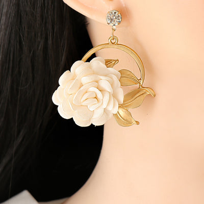 Aretes Colgantes de Tela Floral - Image 16