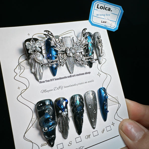 Uñas de Lujo 3D Loica Estilo Dark Hot Girl con Cristales Brillantes