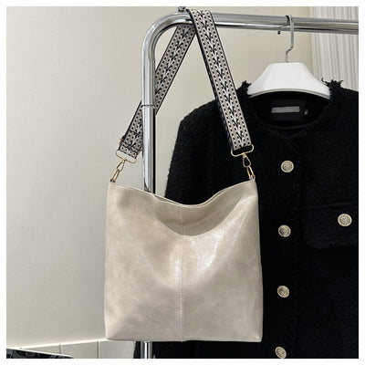Bolso Bandolera Coreano con Correa Ancha para el Hombro - Image 4