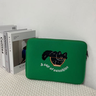 Funda para Laptop con Bordado Delicado - Protección Elegante - Image 29