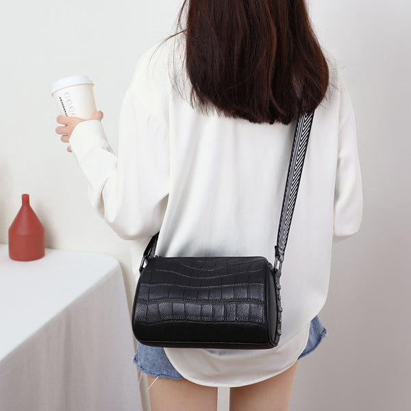 Bolsa Mensajera de Cuero con Correa Ancha - Estilo Casual