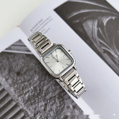 Reloj de Acero Inoxidable Minimalista con Diseño Cuadrado - Image 2
