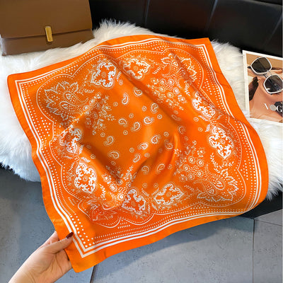 Pañuelo de Seda 70cm - Lujo Accesible y Versátil - Image 7