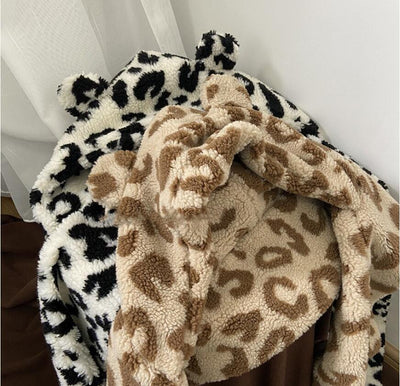 Gorro Cálido con Bufanda Integrada y Protección de Oídos - Image 13