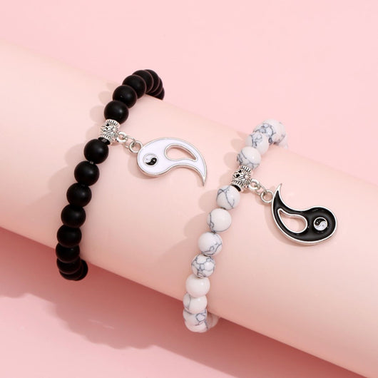 Juego de Joyas de Pareja en Turquesa con Cuentas Blancas y Negras - Image 10