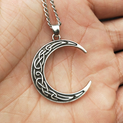 Collar Elegante con Dije Luna Chapado en Oro - Aleación de Zinc - Image 11