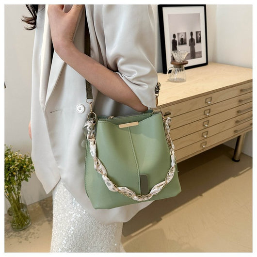 Bolso Mensajero de Cadena para Mujer - Image 31