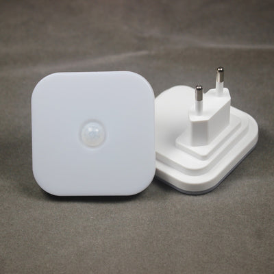 Lámpara de Cabecera con Enchufe Europeo para Dormitorio - Image 4