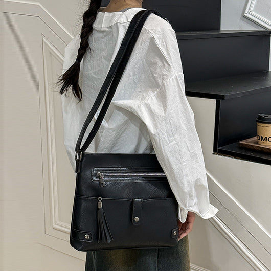 Bolso para Mujer con Detalles de Borlas Elegantes - Image 3