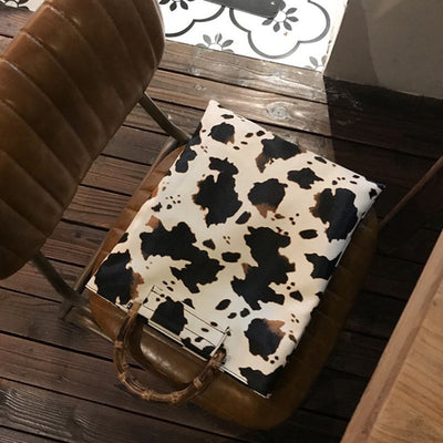 Bolsa Portátil Ghost Horse con Patrón de Vaca - Image 2