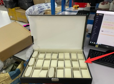 Caja Organizadora para Relojes 24 Compartimentos con Tapa de Cristal - Image 5
