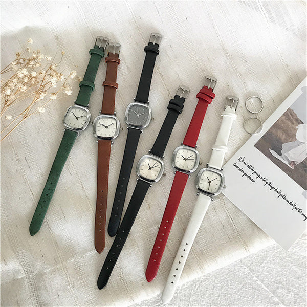 Reloj Cuadrado Retro Literario de Temperamento Elegante