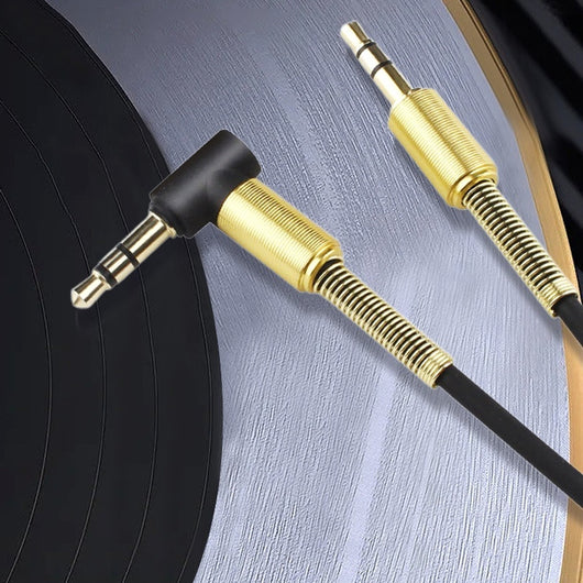 Cable de Audio Auxiliar Retráctil 3.5mm con Codo de Resorte para Auto