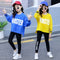 Conjunto Infantil: Suéter Estampado con Letras y Leggings Tejidos