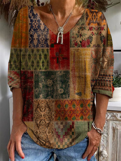 Blusa Suelta con Estampado Geométrico y Cuello en V - Image 19